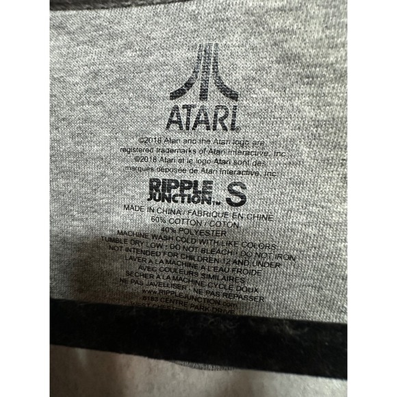 Ripple Junction ATARI Gray Short Sleeves Men's Sweatshirt Adult Size Small - Picture 3 of 4